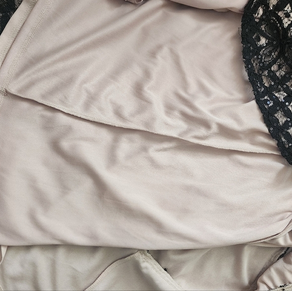 Maia Black Lace Sequin Angel Wing Zip Back Women's Dress Sz 10 (NWT) - Picture 10 of 12